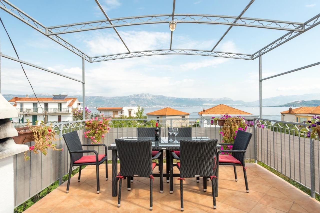 Apartments By The Sea Slatine, Ciovo - 11047 Extérieur photo