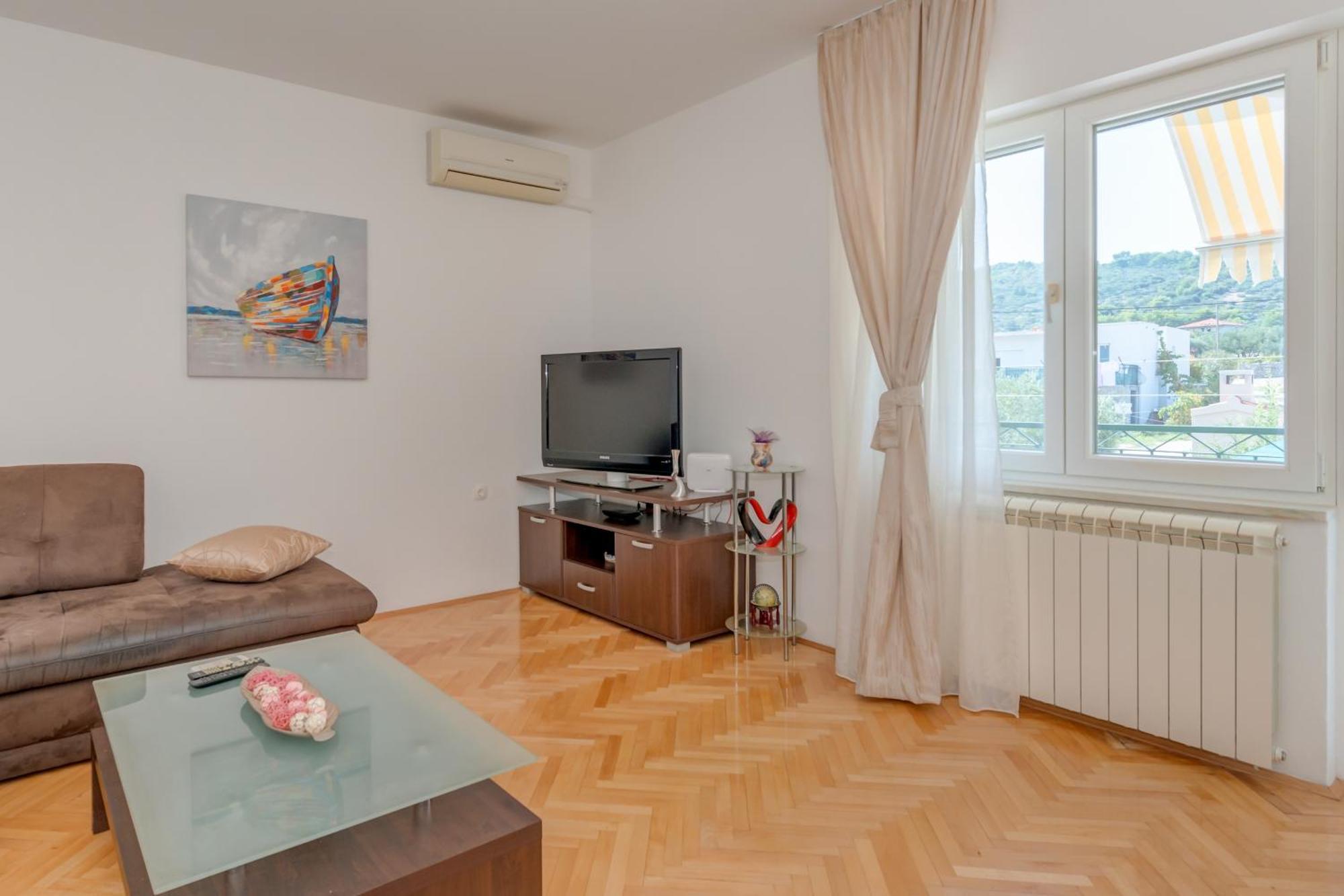 Apartments By The Sea Slatine, Ciovo - 11047 Chambre photo